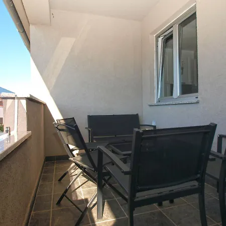 Apartment Sara 1634